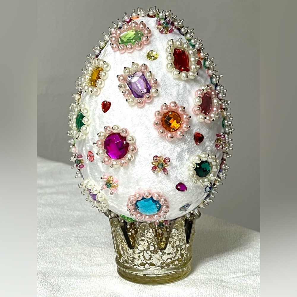 Handmade Vintage Style Push Pin Easter Egg Holiday Decor Rhinestones Sequins 6"